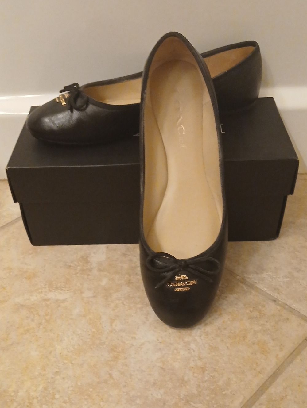 Coach Black Leather Bow Ballet Flats with Gold Logo